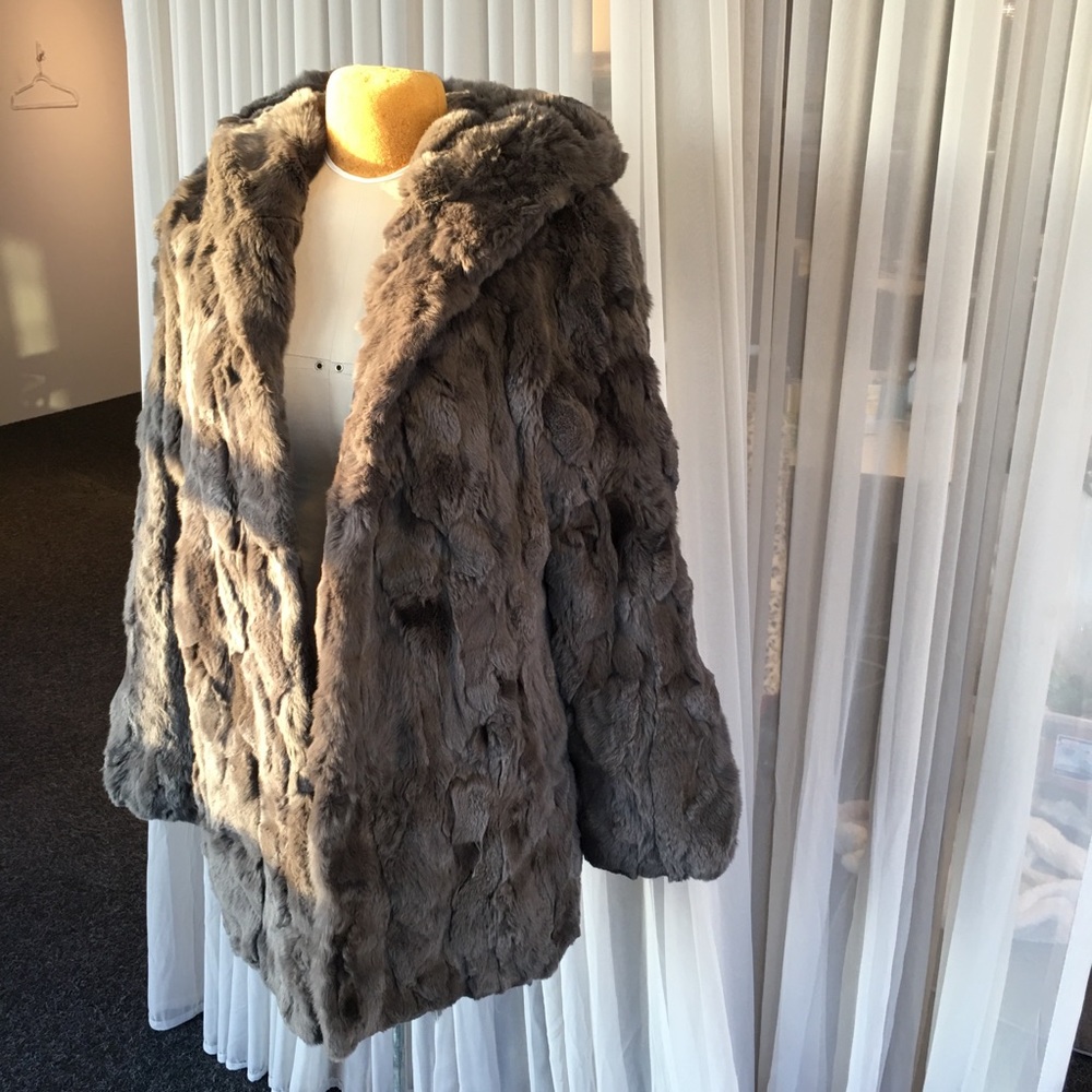 Jocelyn Hooded Rabbit Fur Coat Sz XL